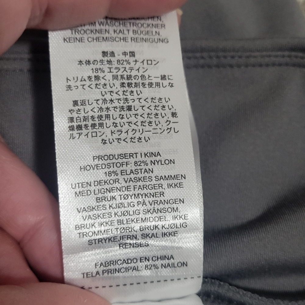 Gymshark Leggings With Multiple Pockets Size Small - image 8